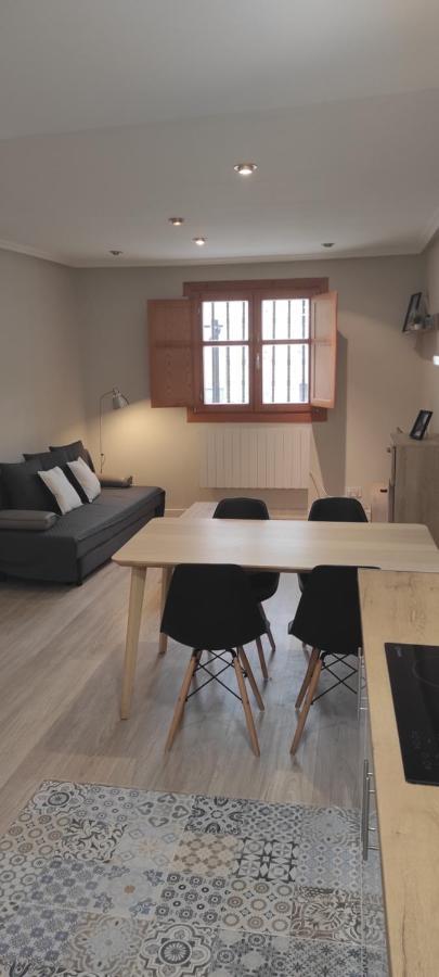 Apartamento Con Encanto En Casco Historico De บูร์โกส ภายนอก รูปภาพ